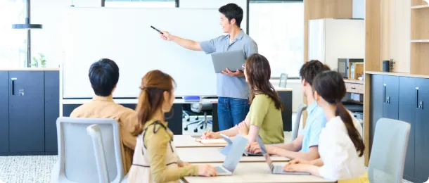 豊富な学びの機会を提供